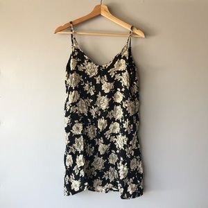Brandy Melville Black and White Floral Short Dress